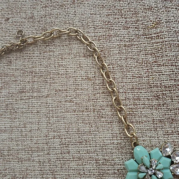 J.Crew Mint Tiffany Blue Color Statement Necklace - Picture 8 of 9